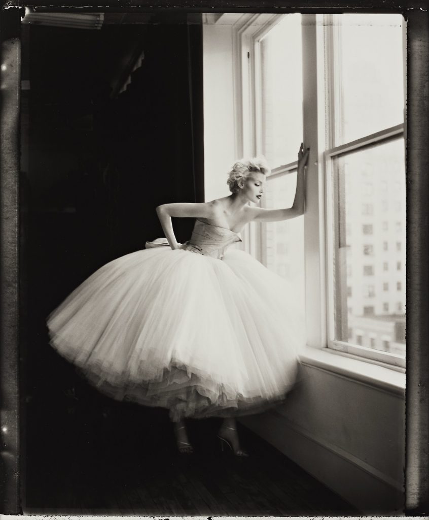 fashion photographers: Patrick Demarchelier, Nadja Auermann, New York, Vogue, 1995. Bukowskis.