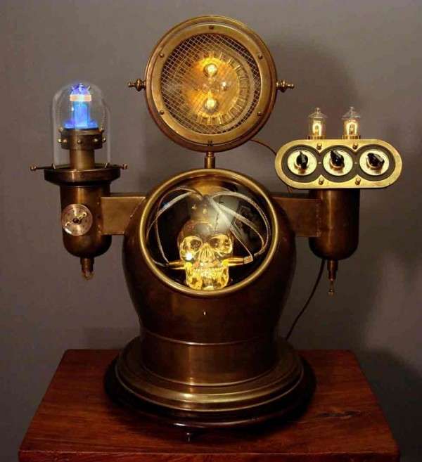 Punk in Art: Steampunk, Dieselpunk, Cyberpunk. Art Donovan, Electric Skull, brass, illuminated crystal skull