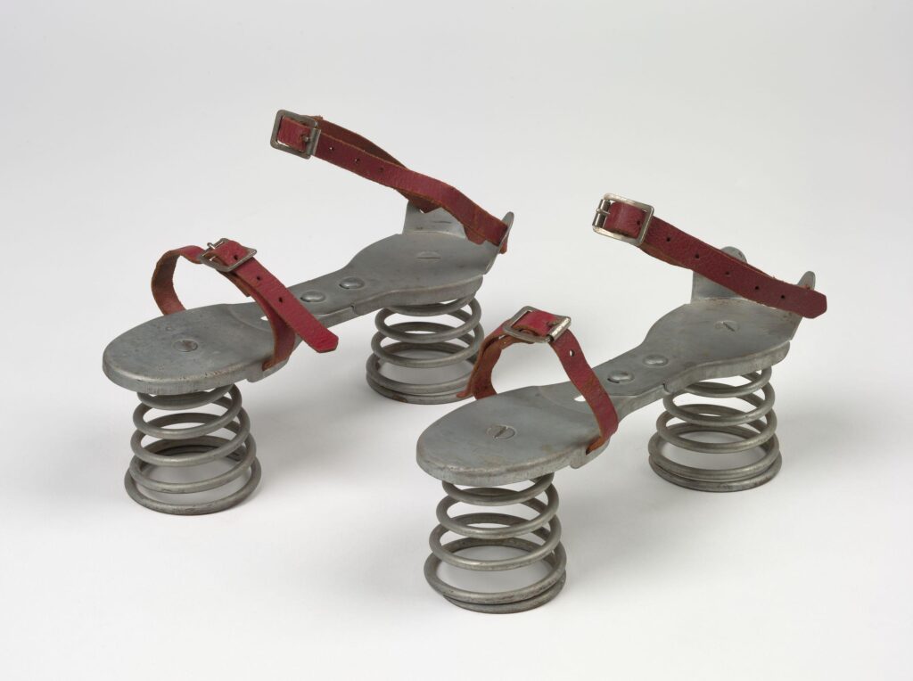 Moon Shoes, 1950s-1960s,© Victoria and Albert Museum, London.